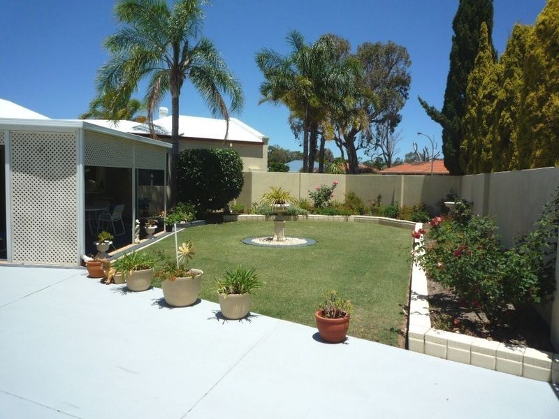 8 Wayford Mews, Erskine WA 6210