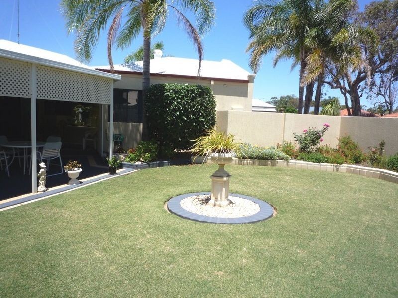 8 Wayford Mews, Erskine WA 6210