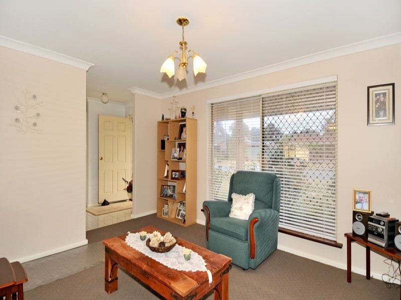 6 Shashta Drive, Greenfields WA 6210