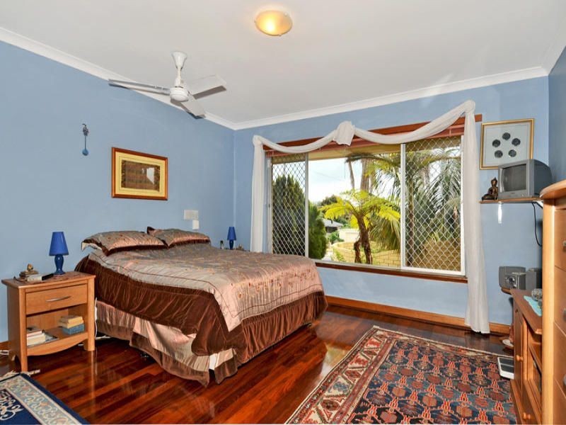110 Mclarty Road, Halls Head WA 6210