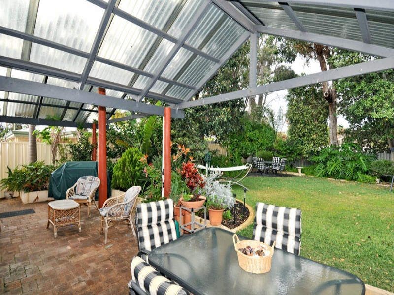 110 Mclarty Road, Halls Head WA 6210