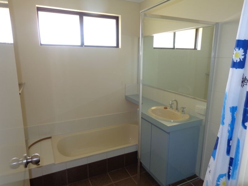 29 Kookerbrook Street, Dudley Park WA 6210