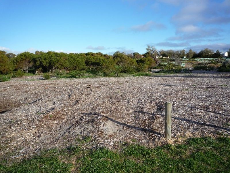2/92 Janis Street, Halls Head WA 6210