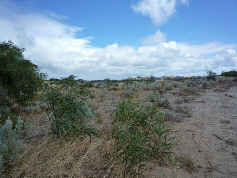 18 Caddadup Retreat, Wannanup WA 6210