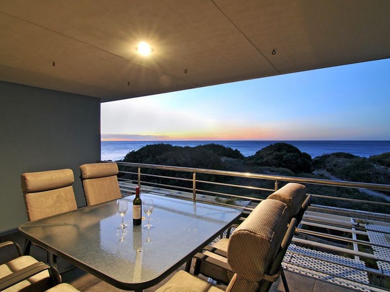 28 Hideaway Cove, Halls Head WA 6210