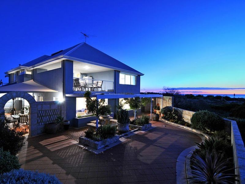 28 Hideaway Cove, Halls Head WA 6210