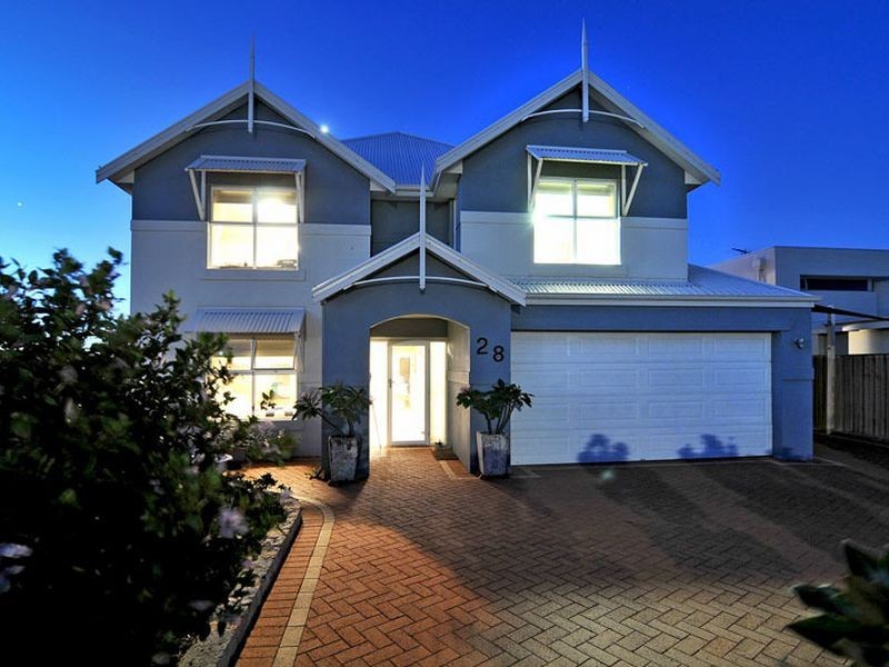 28 Hideaway Cove, Halls Head WA 6210