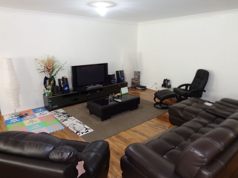 10 Sequin Close, Meadow Springs WA 6210