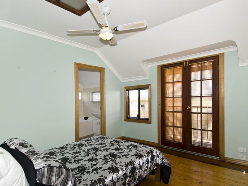 10 Ferguson Street, Falcon WA 6210