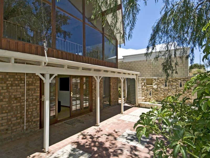 10 Ferguson Street, Falcon WA 6210