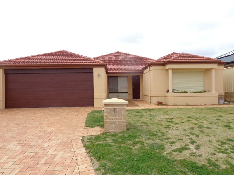 6 Lismore Ridge, Lakelands WA 6180