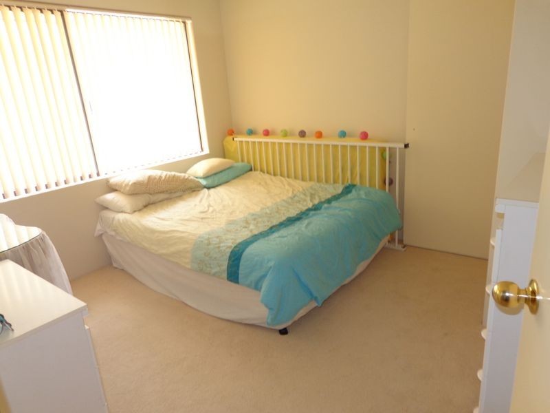 6 Lismore Ridge, Lakelands WA 6180