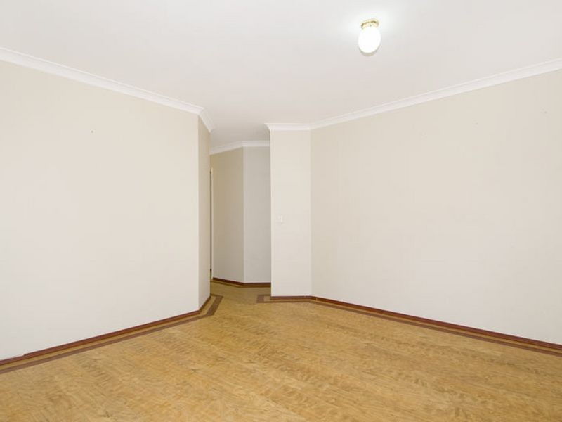 27 Coodanup Drive, Dudley Park WA 6210