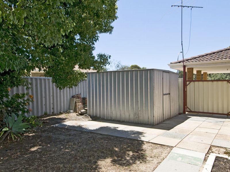 27 Coodanup Drive, Dudley Park WA 6210