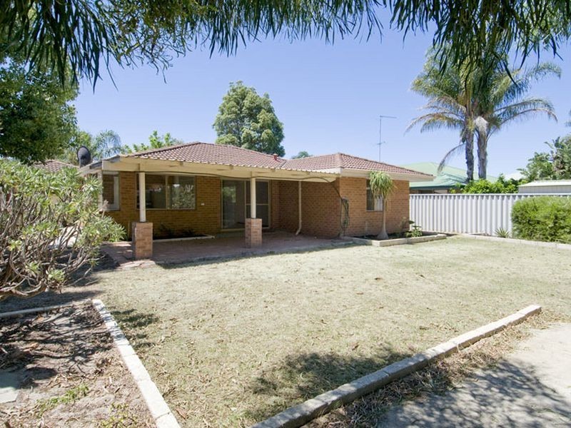 27 Coodanup Drive, Dudley Park WA 6210