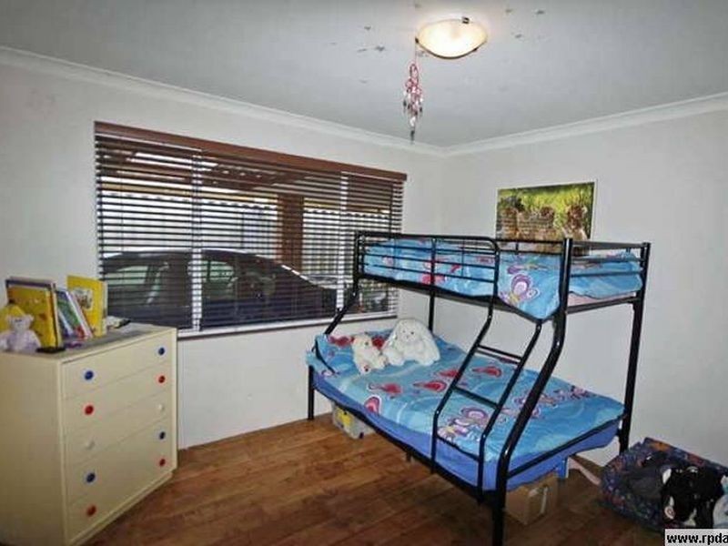 16 Rathmines Place, Coodanup WA 6210