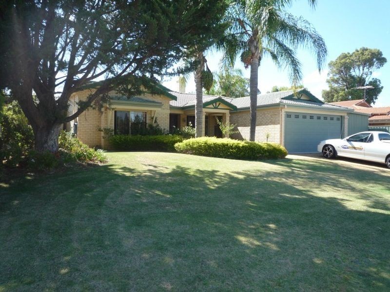 11 Waterville Retreat, Meadow Springs WA 6210