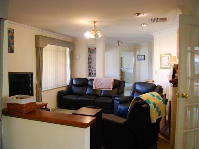 11 Waterville Retreat, Meadow Springs WA 6210