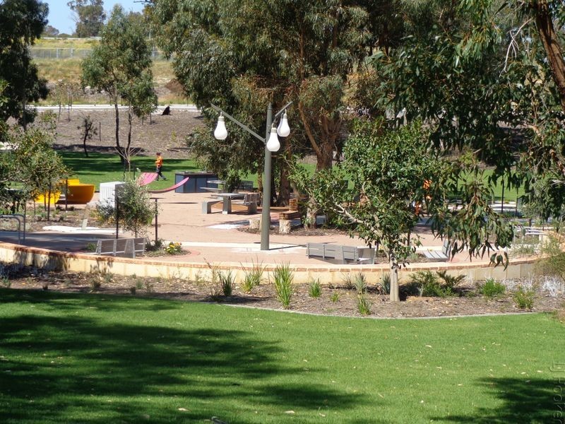 18 Kaalak Lane, Mandurah WA 6210