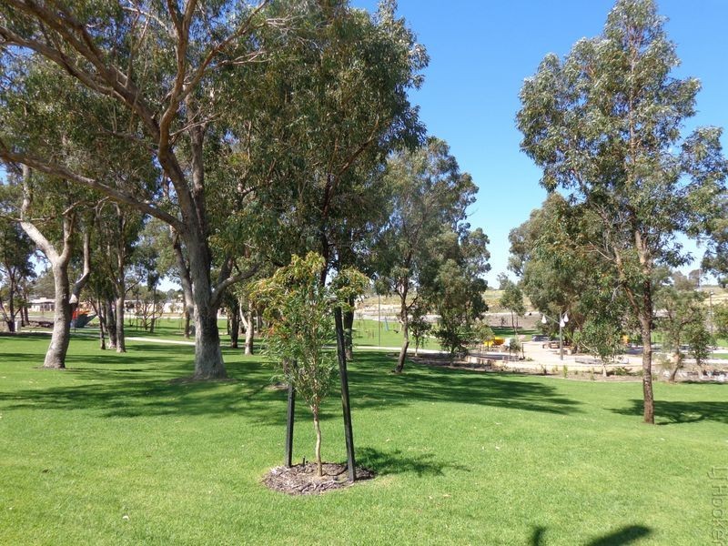 18 Kaalak Lane, Mandurah WA 6210