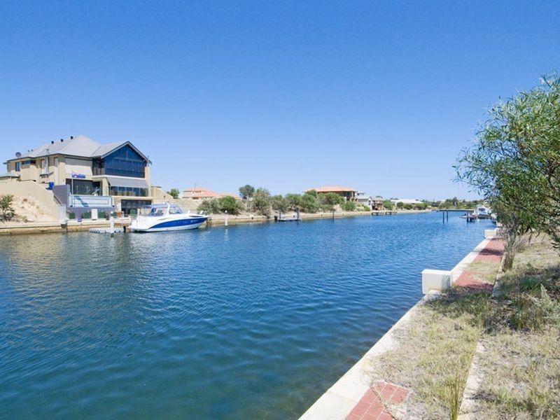 70 Cormorant Key, Wannanup WA 6210