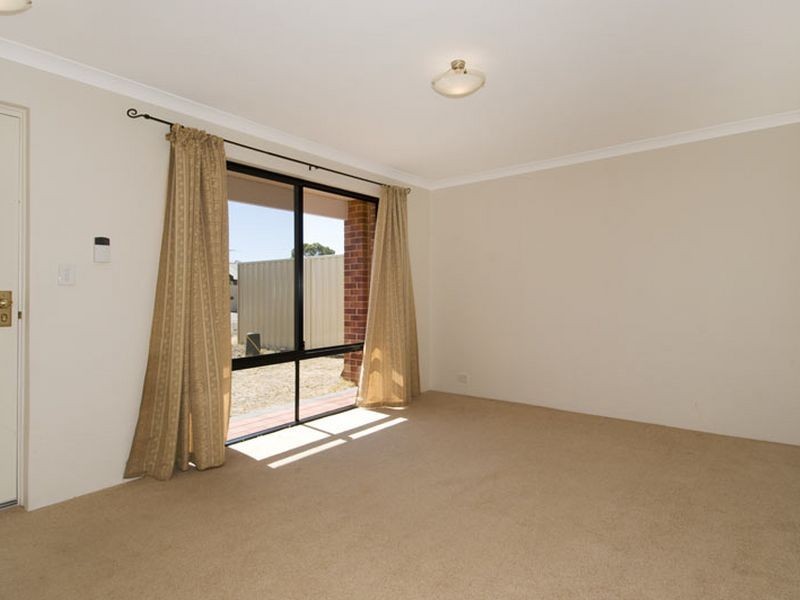 25 Bennett Brook Circle, Greenfields WA 6210