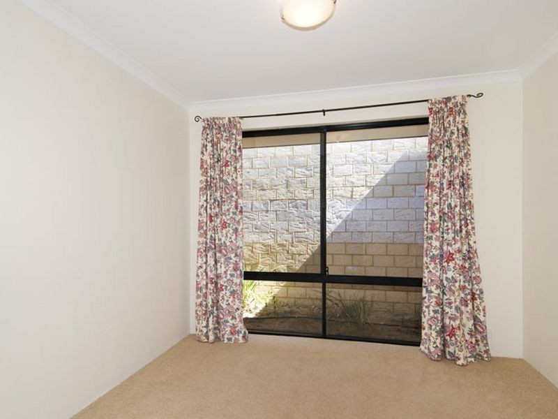 25 Bennett Brook Circle, Greenfields WA 6210