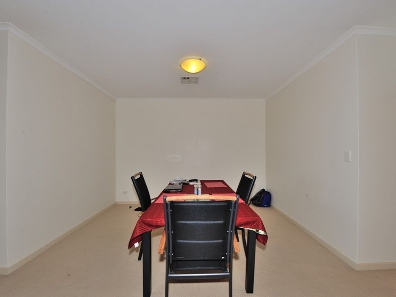 4/3 Piccolo Place, Halls Head WA 6210