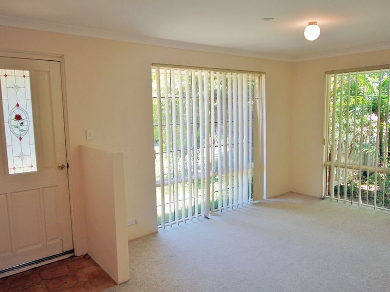 52A Casuarina Drive, Halls Head WA 6210