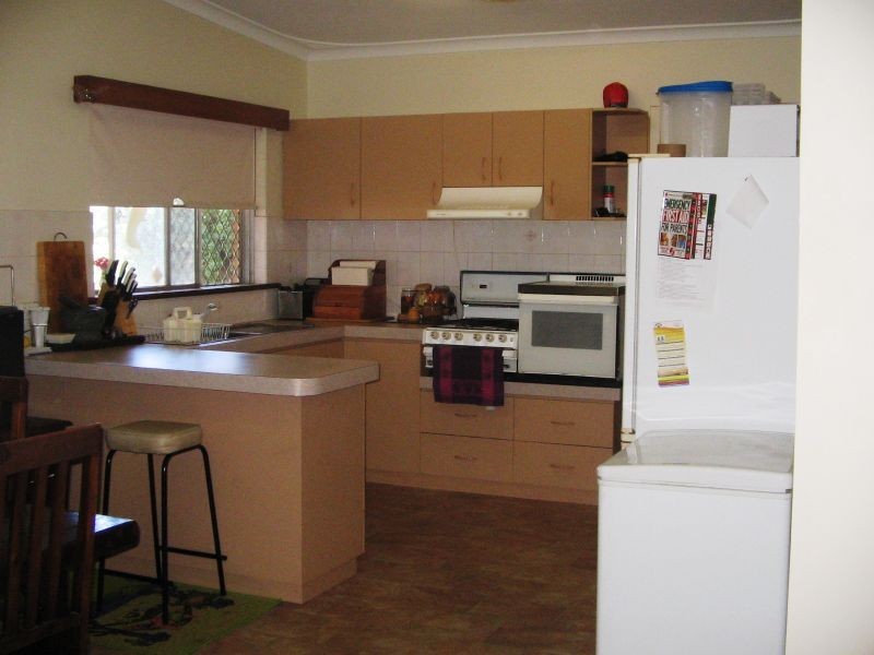 25 Gillark Street, Dudley Park WA 6210
