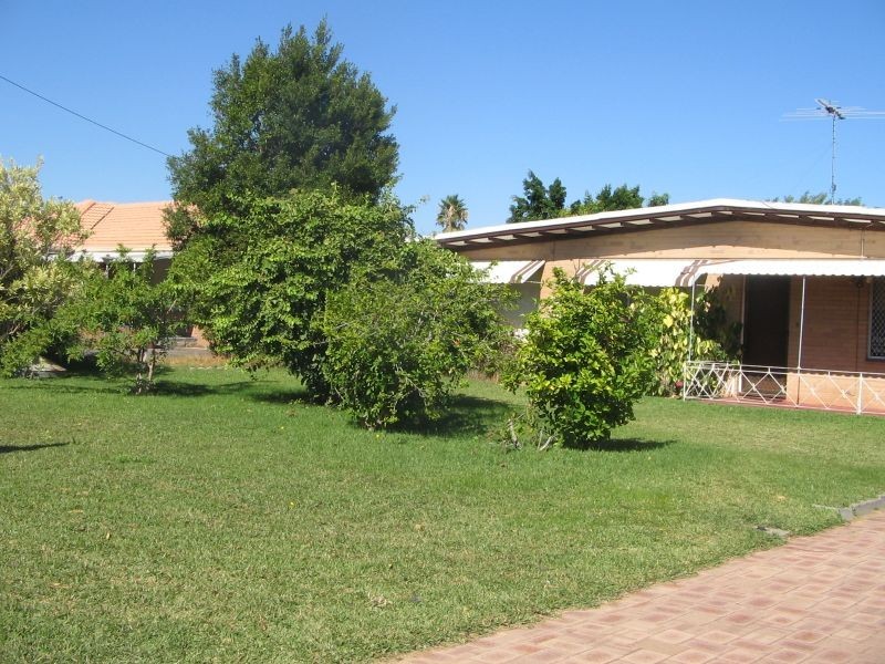 25 Gillark Street, Dudley Park WA 6210