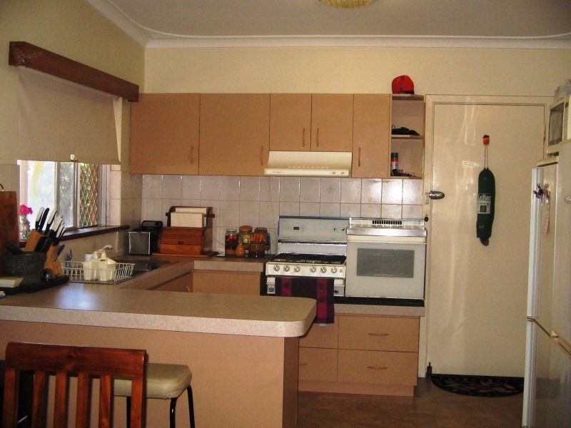 25 Gillark Street, Dudley Park WA 6210