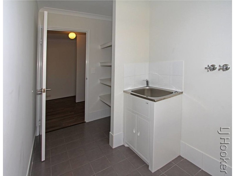 14 Adela Bend, Lakelands WA 6180