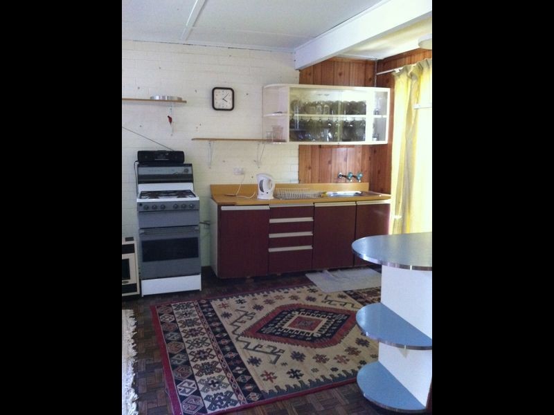 1 Gallop Street, Halls Head WA 6210