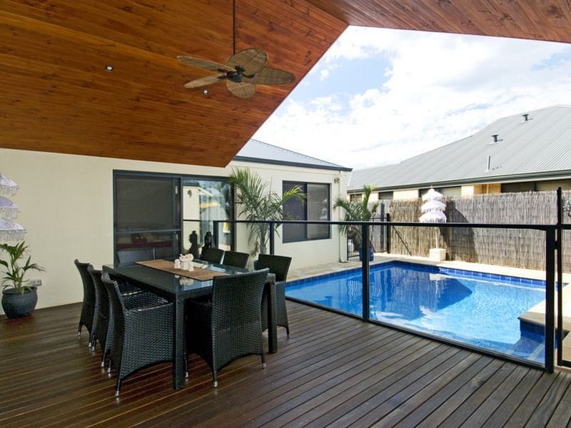 6 Lomatia Ramble, Halls Head WA 6210