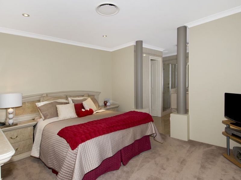 6 Lomatia Ramble, Halls Head WA 6210