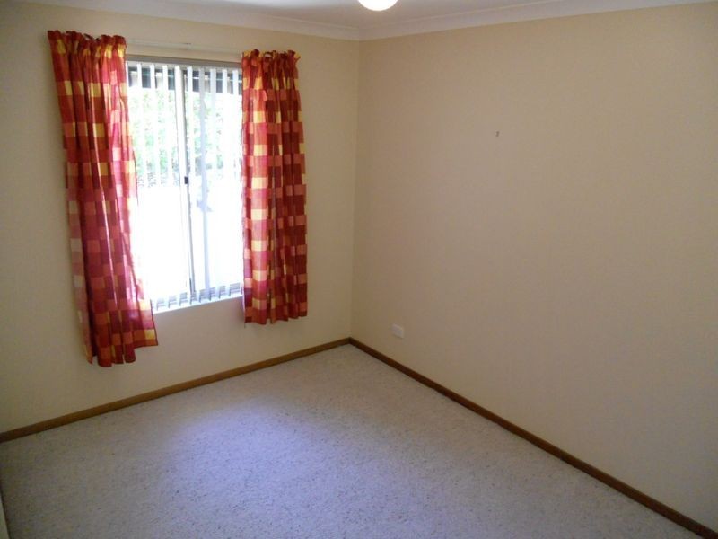 5 Muirfield Court, Halls Head WA 6210