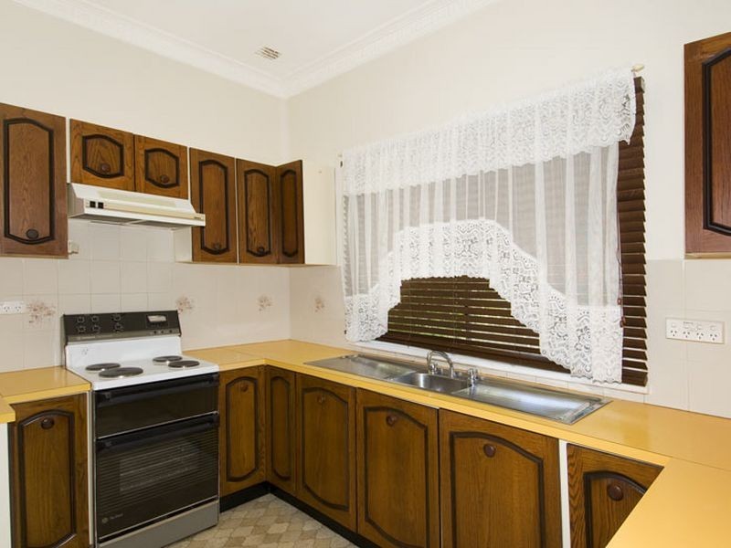13 Hackett Street, Mandurah WA 6210