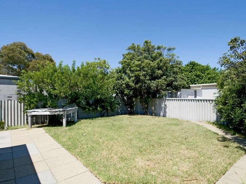 13 Hackett Street, Mandurah WA 6210