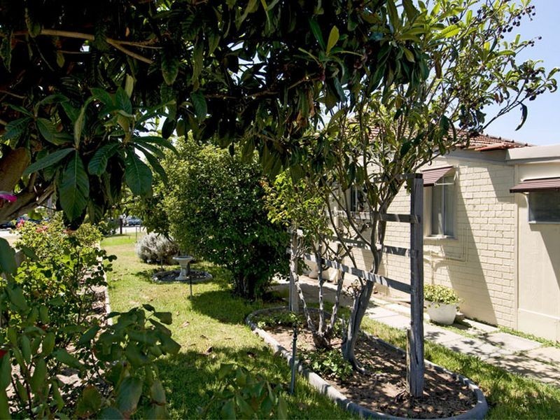 13 Hackett Street, Mandurah WA 6210