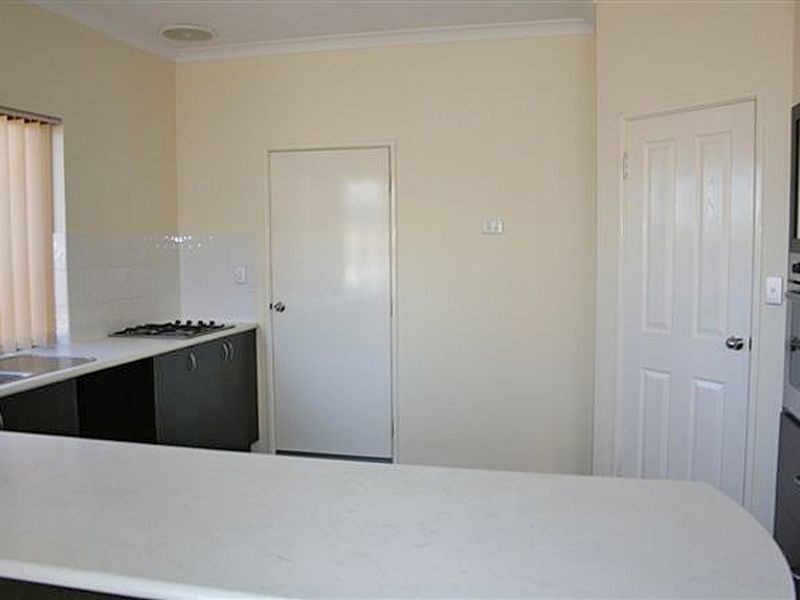17 Cordia Way, Halls Head WA 6210
