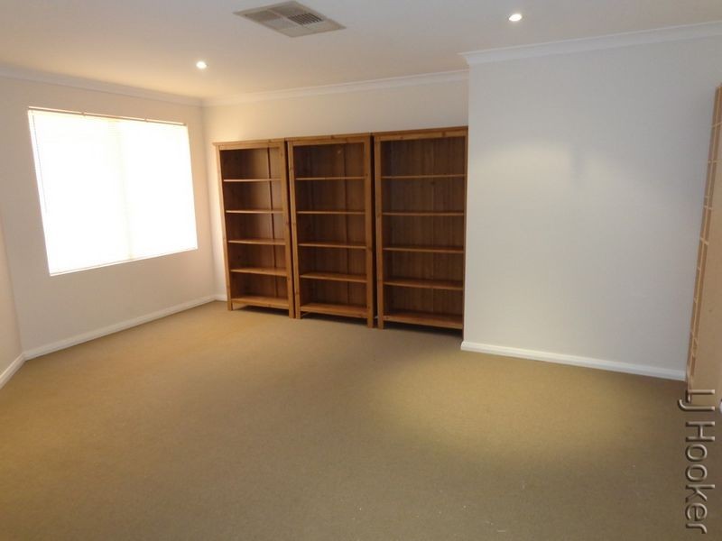 69 Murray Waters Boulevard, South Yunderup WA 6208