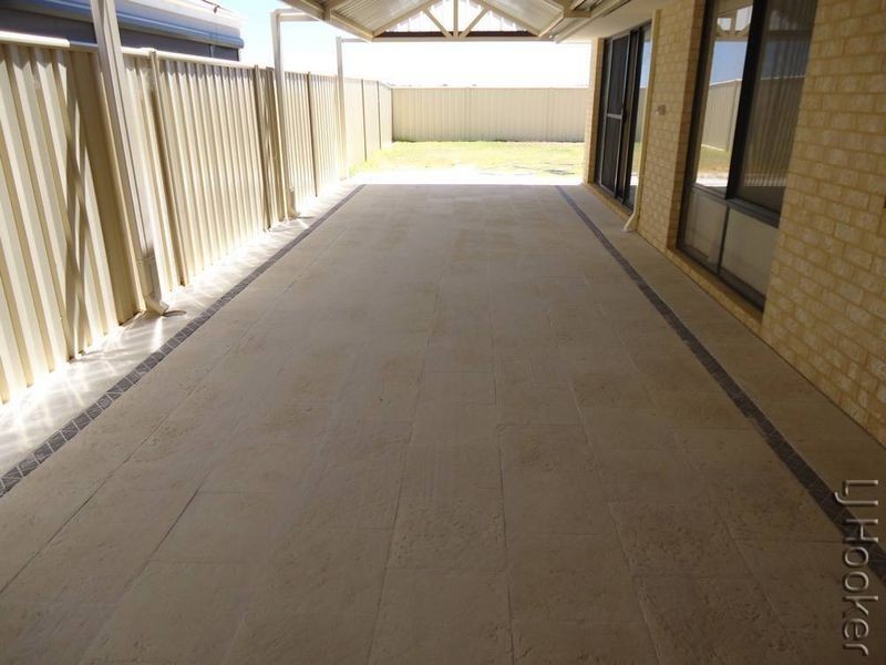 97 Cawana Parkway, Lakelands WA 6180