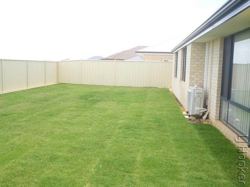 97 Cawana Parkway, Lakelands WA 6180