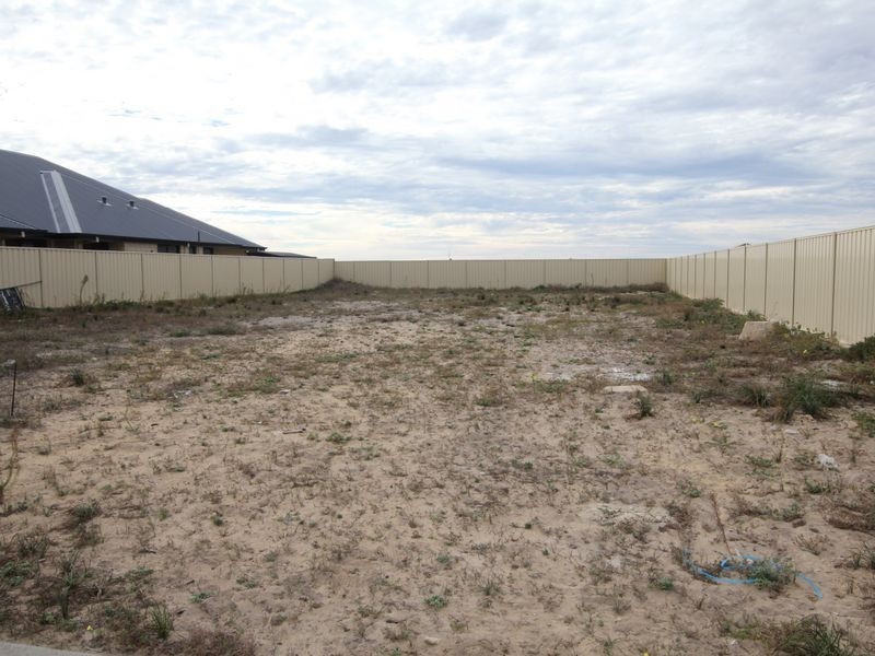 772 Balladonia Parade, Dawesville WA 6211