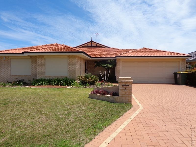 6 Malibu Point, Halls Head WA 6210