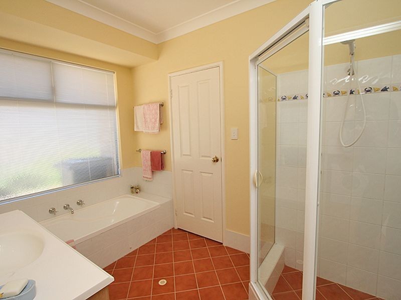 6 Pinnace Court, Halls Head WA 6210