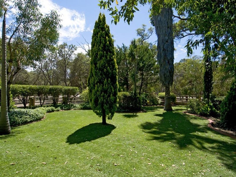 40 Marginata Road, Parklands WA 6180