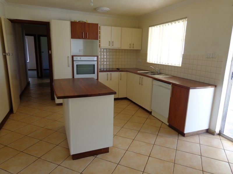 19 Blue Fin Drive, Golden Bay WA 6174