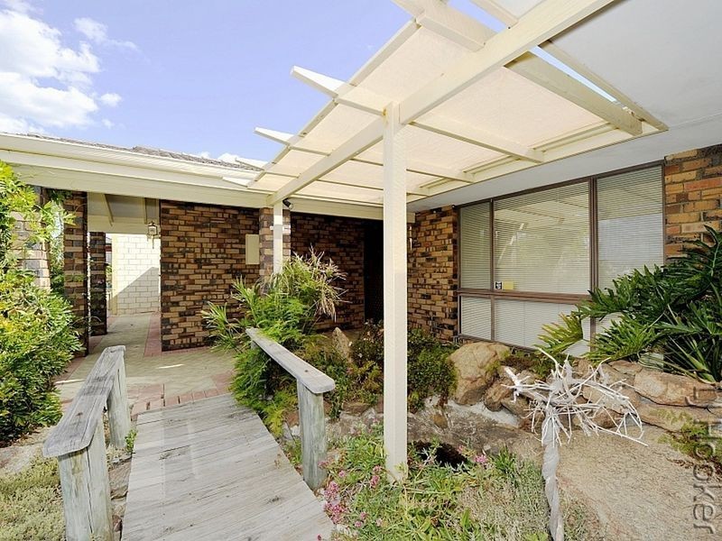 66 Mclarty Road, Halls Head WA 6210